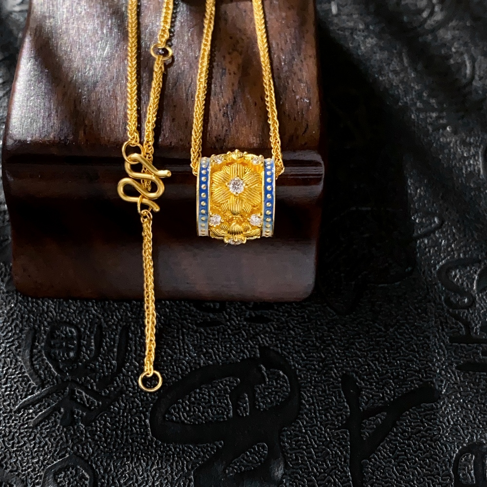 古法镶嵌莫桑石勇敢太阳花青花瓷路路通套链/链坠