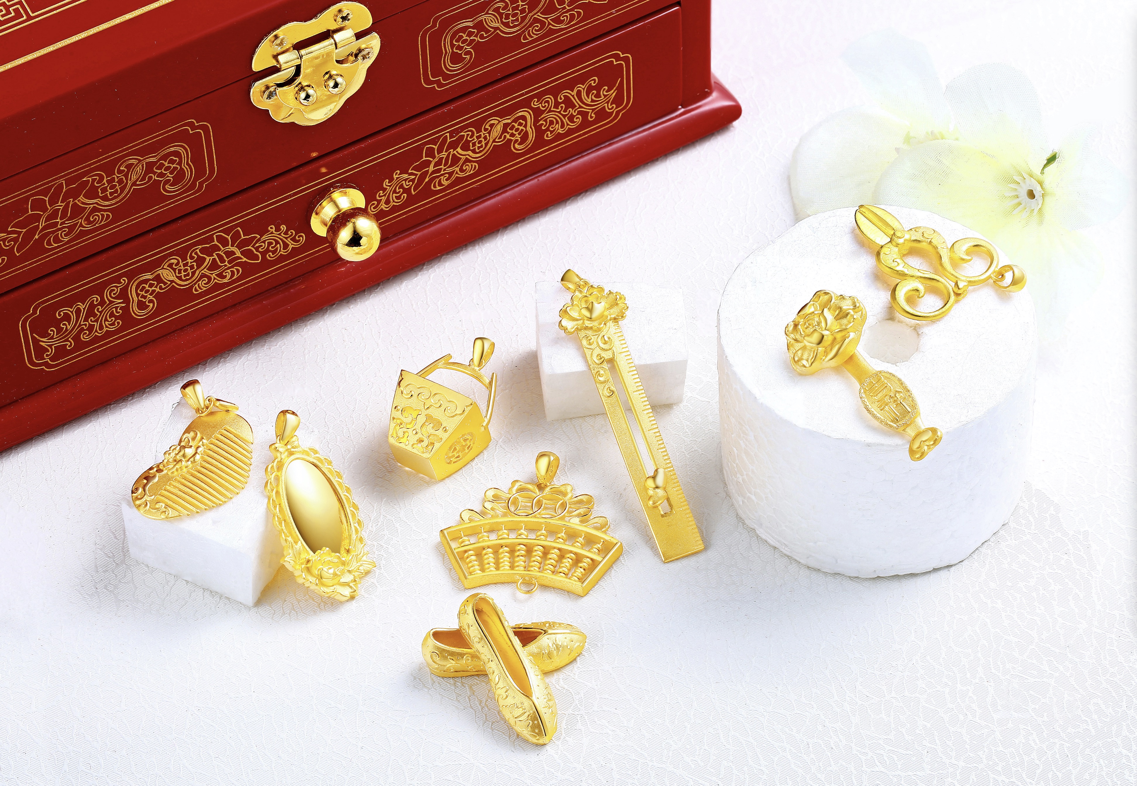 足金精品婚庆九宝